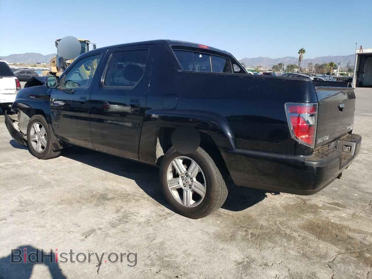 2013 HONDA RIDGELINE - VIN: 5FPYK1F57DB008228 - Фото 2