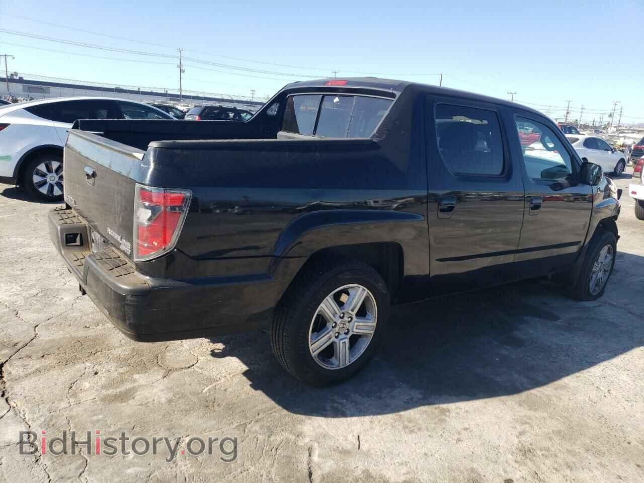 2013 HONDA RIDGELINE - VIN: 5FPYK1F57DB008228 - Фото 3