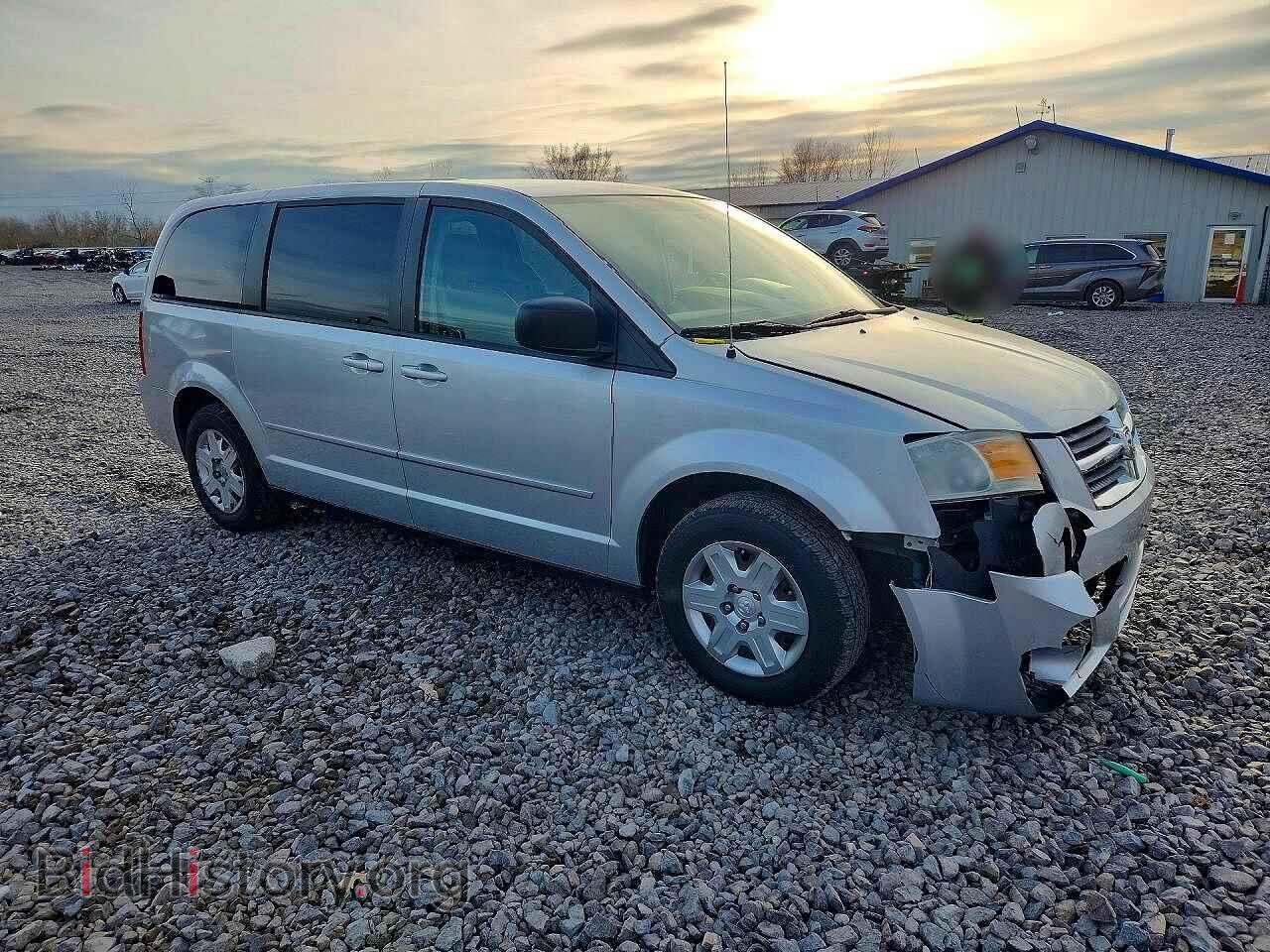 2010 DODGE CARAVAN - VIN: 2D4RN4DE4AR389645 - Фото 4