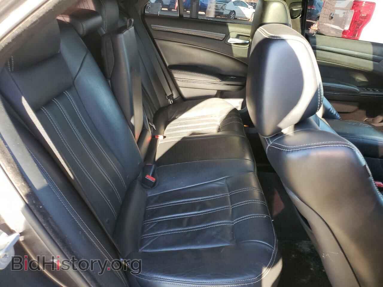 2014 CHRYSLER 300 - VIN: 2C3CCAGG7EH353081 - Фото 10