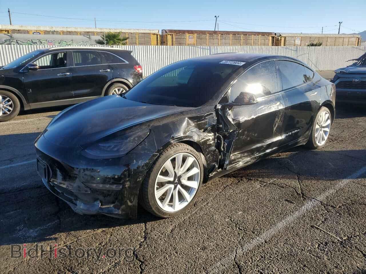Фотография 5YJ3E1EB5JF127764 - TESLA MODEL 3 2018