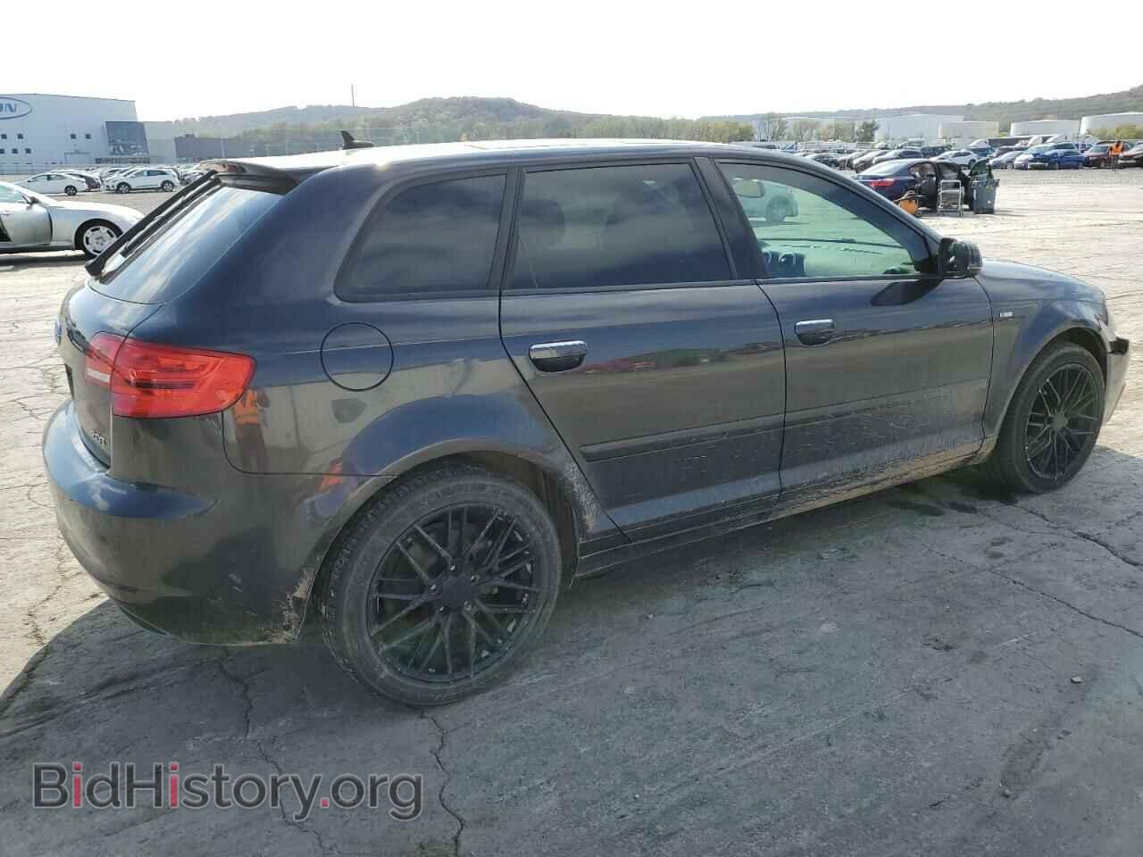 2011 AUDI A3 - VIN: WAUBEAFM8BA071967 - Photo 3
