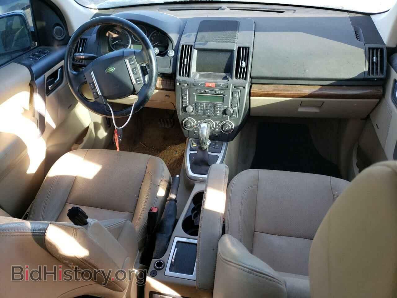 2010 LAND ROVER LR2 - VIN: SALFT2BN2AH184908 - Фото 8