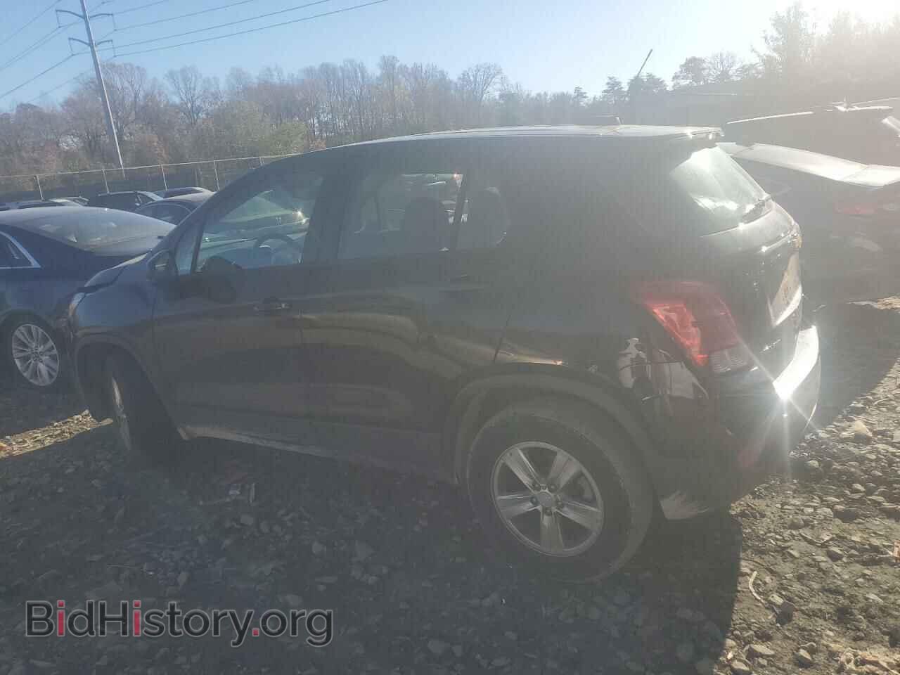 2019 CHEVROLET TRAX - VIN: 3GNCJNSB2KL254845 - Фото 2
