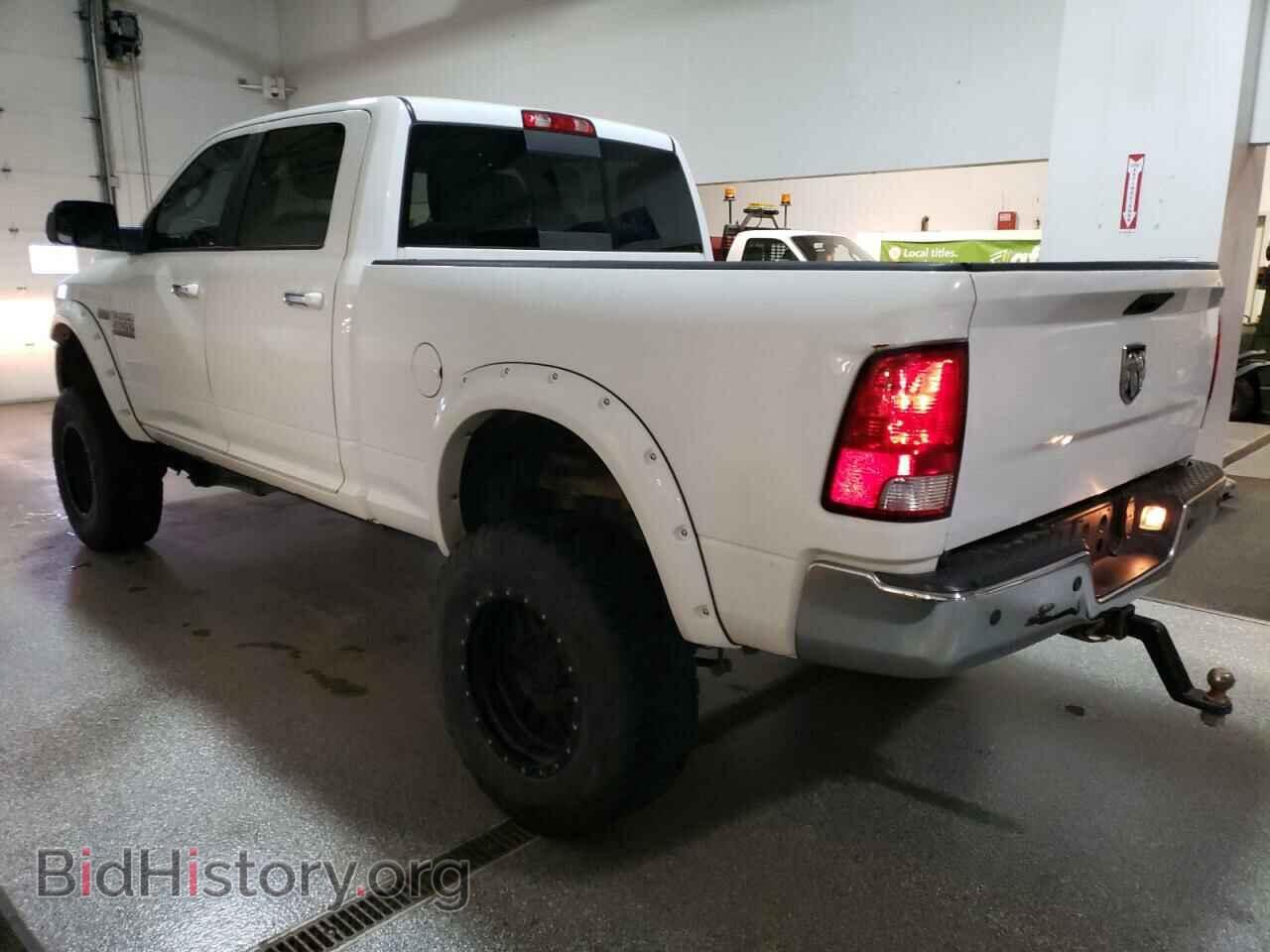 2015 RAM All Models - VIN: 3C6UR5DJ7FG697136 - Photo 2