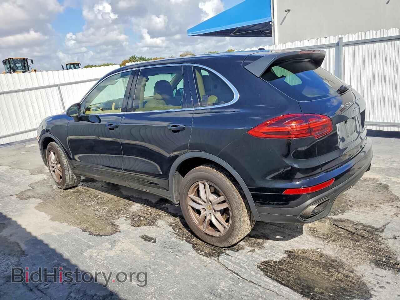 2016 PORSCHE CAYENNE - VIN: WP1AA2A22GLA06306 - Photo 2