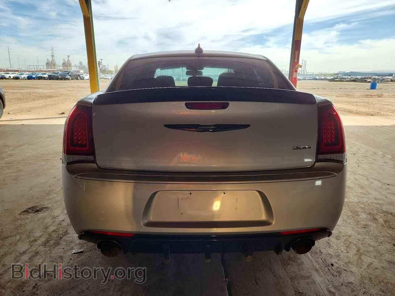 2019 CHRYSLER 300 - VIN: 2C3CCAAG0KH610053 - Фото 6