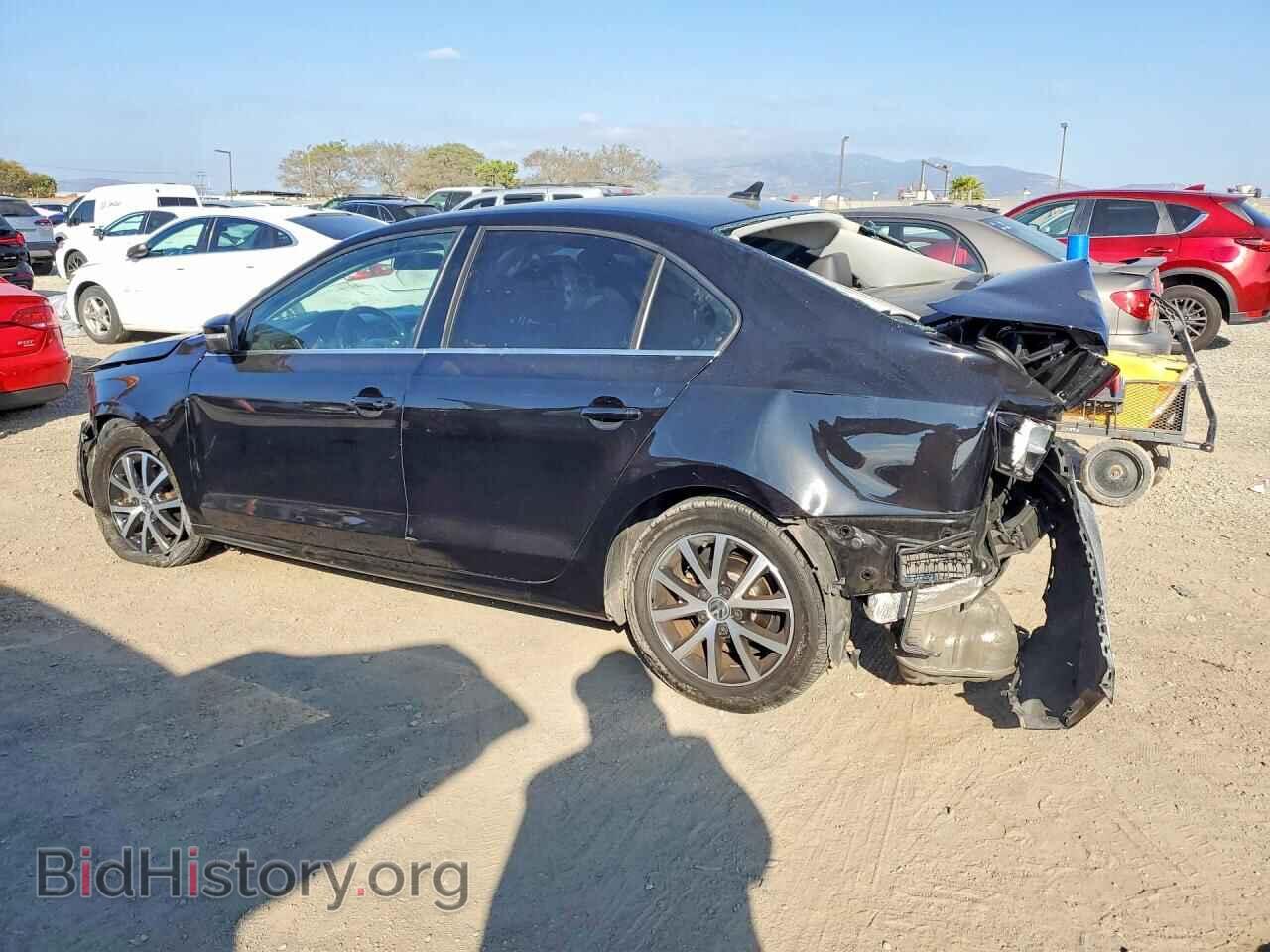 2017 VOLKSWAGEN JETTA - VIN: 3VWDB7AJ8HM394199 - Фото 2
