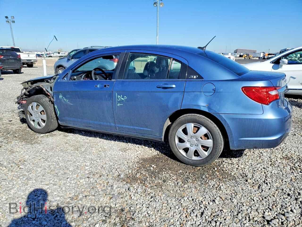 2011 CHRYSLER 200 - VIN: 1C3BC4FB2BN563660 - Photo 2