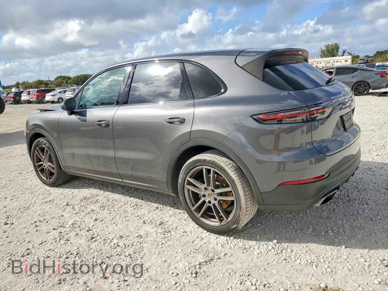 2019 PORSCHE CAYENNE - VIN: WP1AA2AY4KDA05066 - Photo 2