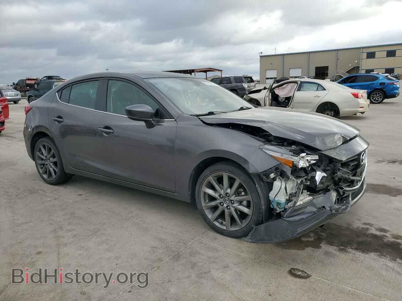 2018 MAZDA 3 - VIN: 3MZBN1V38JM272150 - Фото 4