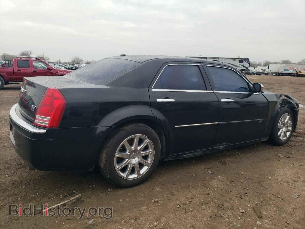 2010 CHRYSLER 300 - VIN: 2C3CA6CT9AH126653 - Фото 3