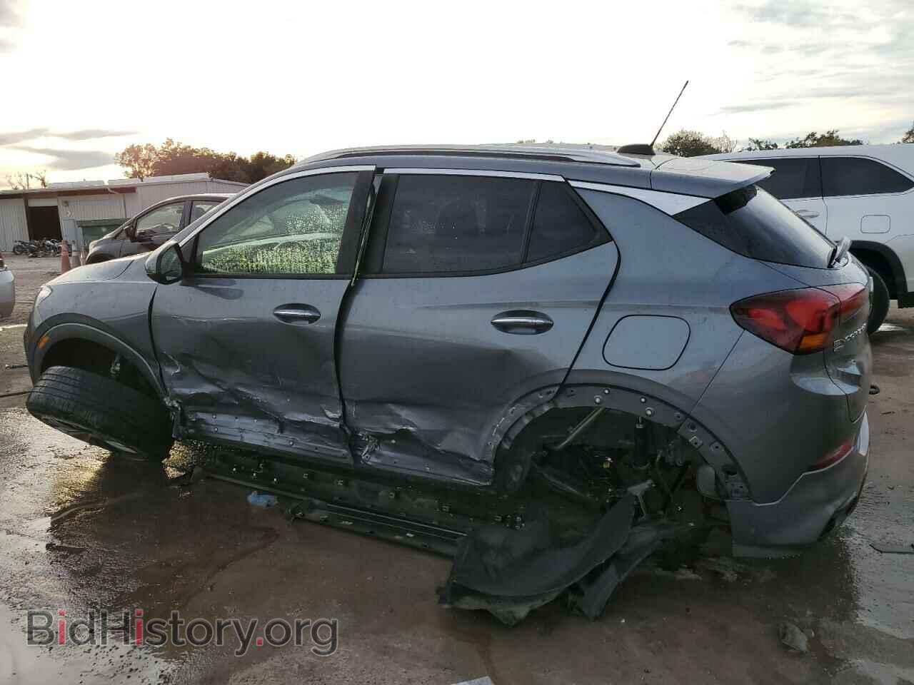 2020 BUICK ENCORE - VIN: KL4MMCSL4LB109028 - Photo 2
