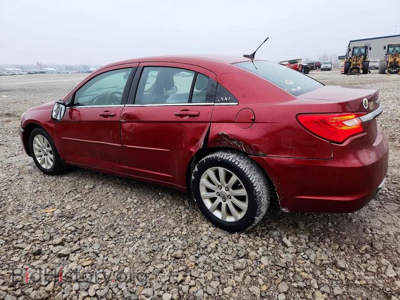 2013 CHRYSLER 200 - VIN: 1C3CCBBB1DN557995 - Фото 2