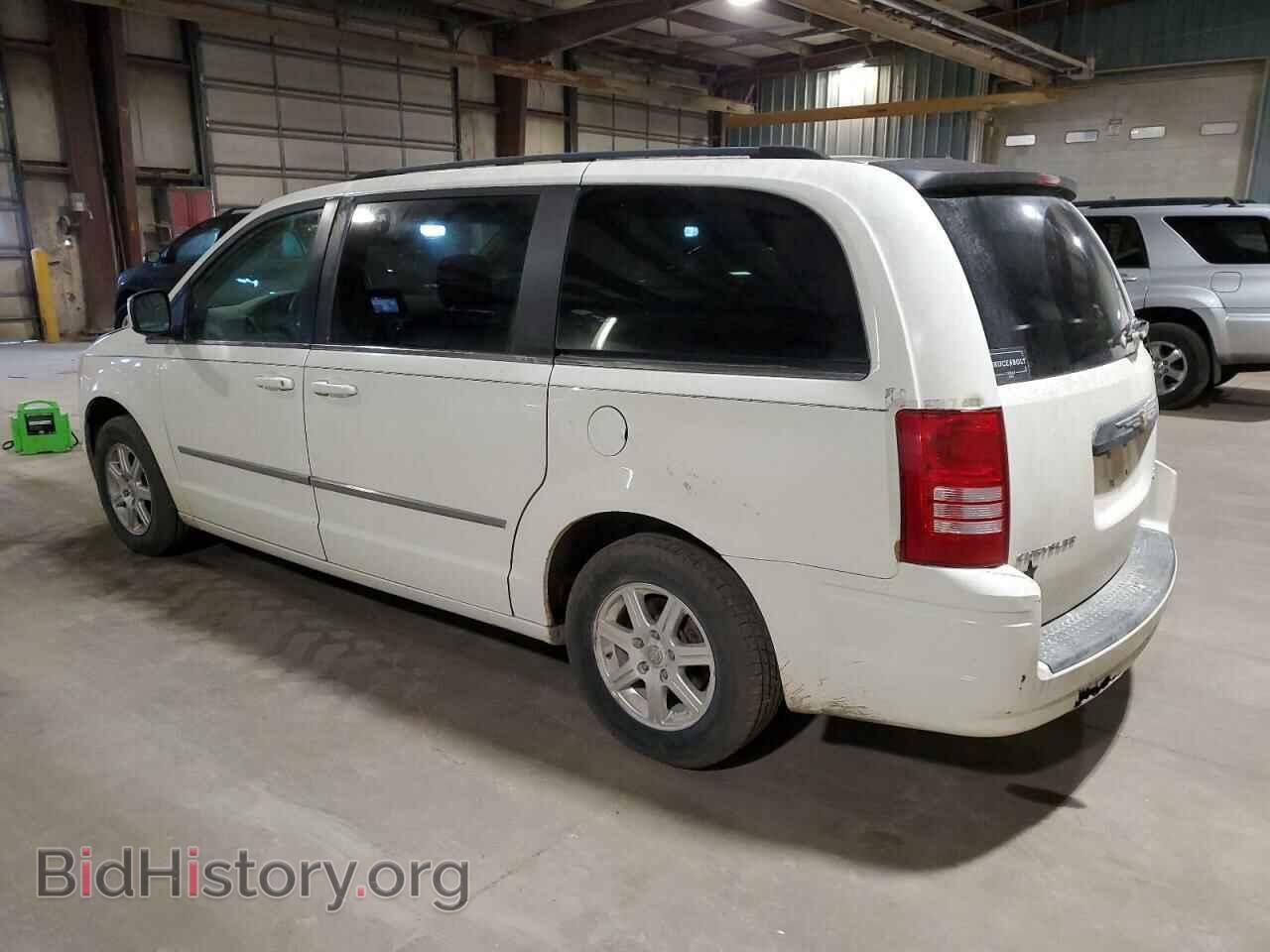2009 CHRYSLER MINIVAN - VIN: 2A8HR54159R659891 - Фото 2