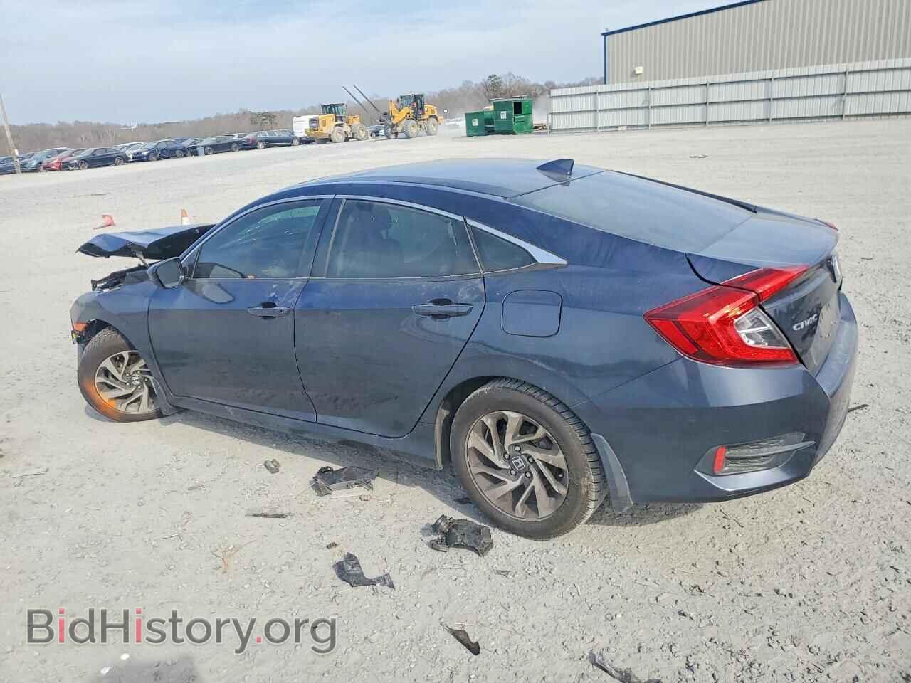 2018 HONDA CIVIC - VIN: 2HGFC2F72JH589410 - Фото 2