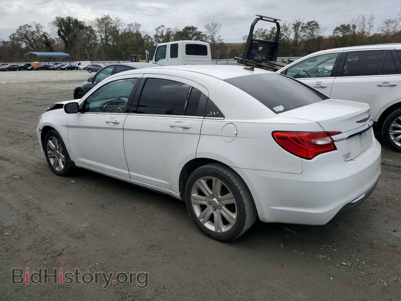 2013 CHRYSLER 200 - VIN: 1C3CCBBB5DN600122 - Фото 2
