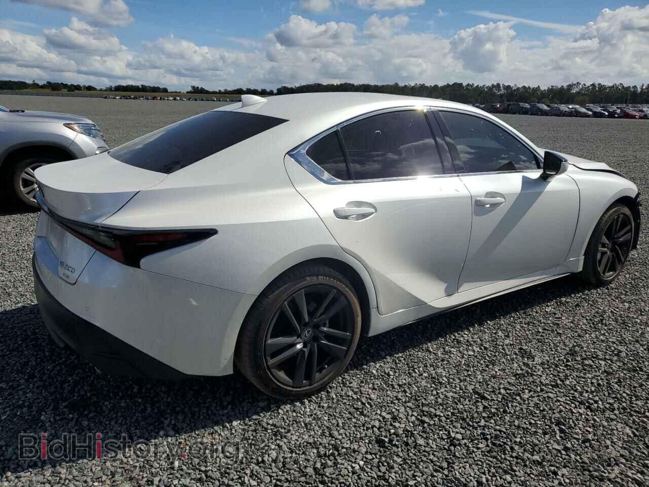 2021 LEXUS IS - VIN: JTHC81F25M5044796 - Фото 3