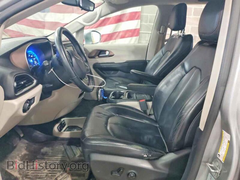 2017 Chrysler PACIFICA (VIN 2C4RC1BGXHR642306) — фото 7 из 13