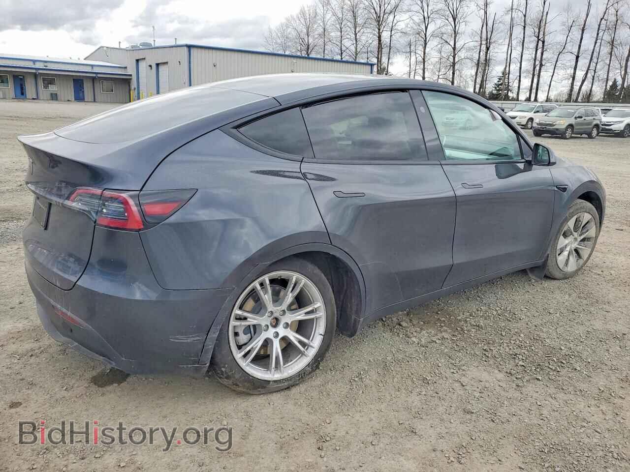 2024 TESLA MODEL Y - VIN: 7SAYGDED9RF014983 - Фото 3