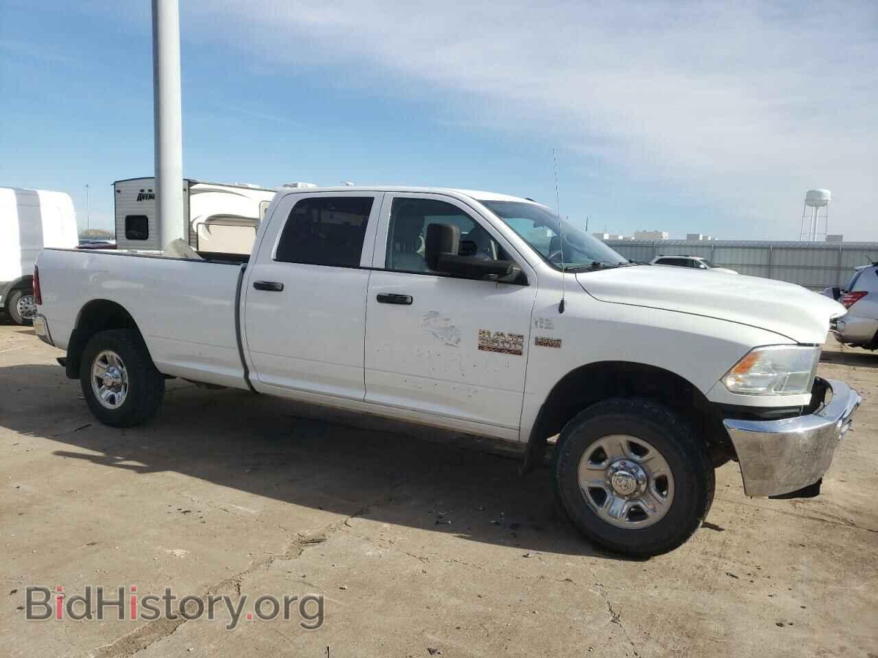 2017 RAM All Models - VIN: 3C6UR5HJ4HG571362 - Фото 4