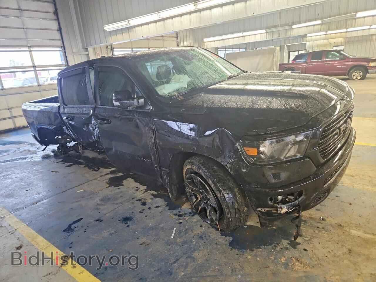 2020 RAM 1500 - VIN: 1C6SRFFT1LN327637 - Фото 4