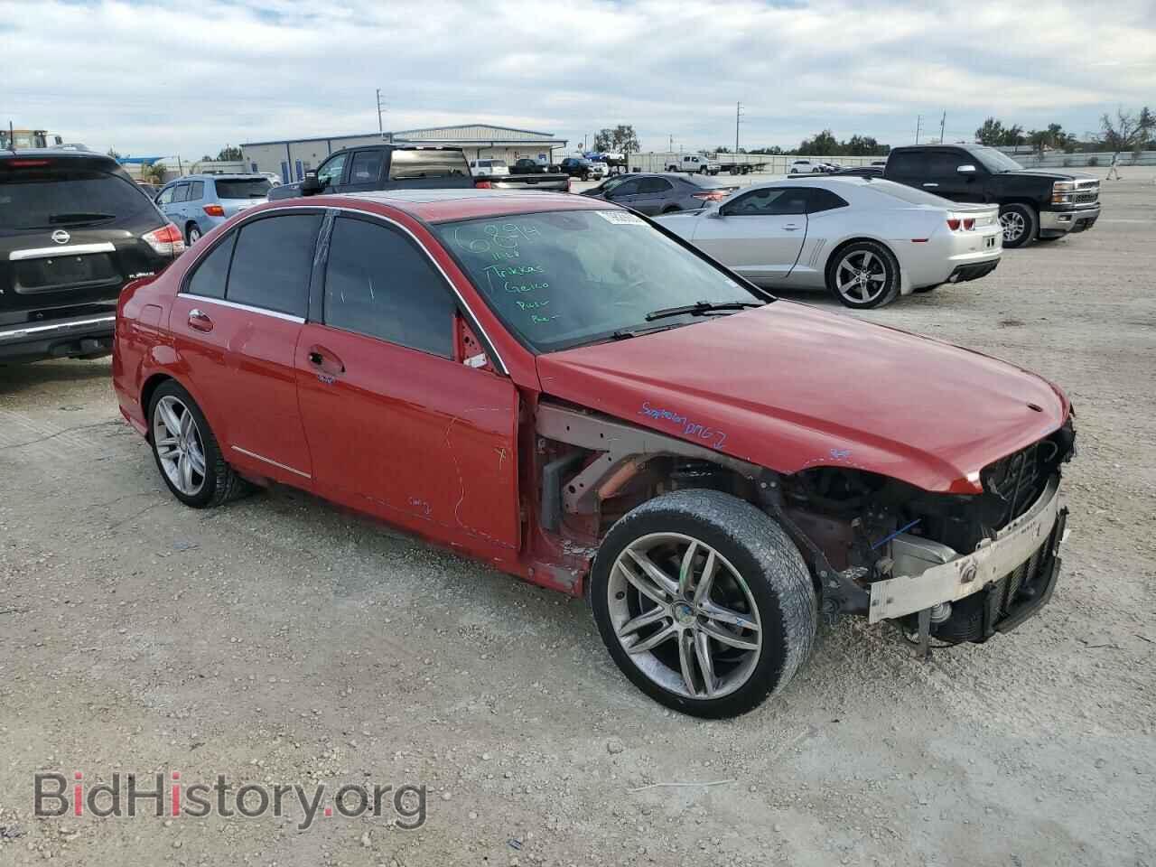 2014 MERCEDES-BENZ C-CLASS - VIN: WDDGF4HB3EA948202 - Фото 4