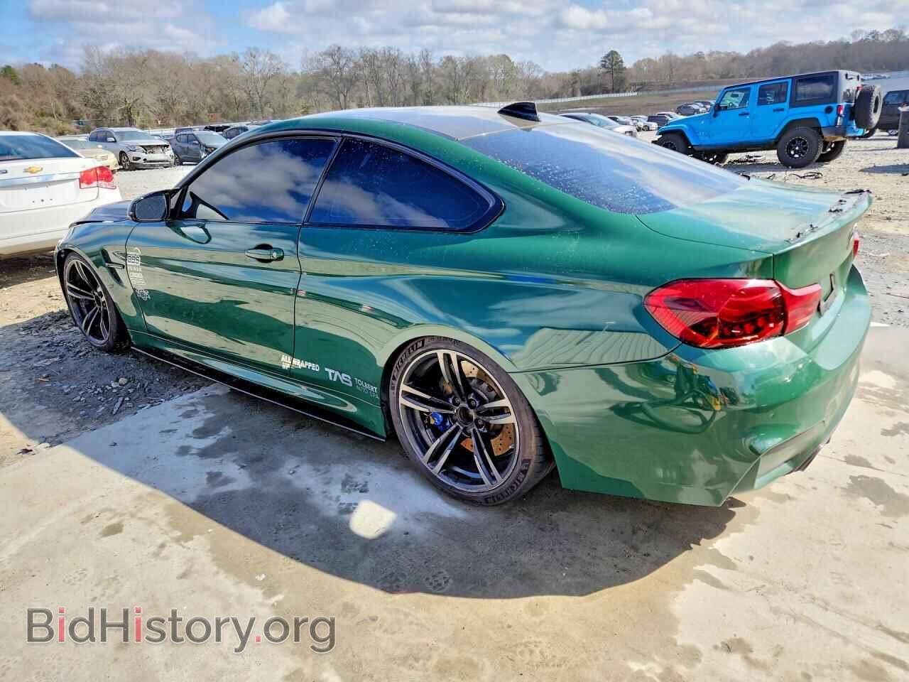 2016 BMW M4 - VIN: WBS3R9C54GK338801 - Фото 2