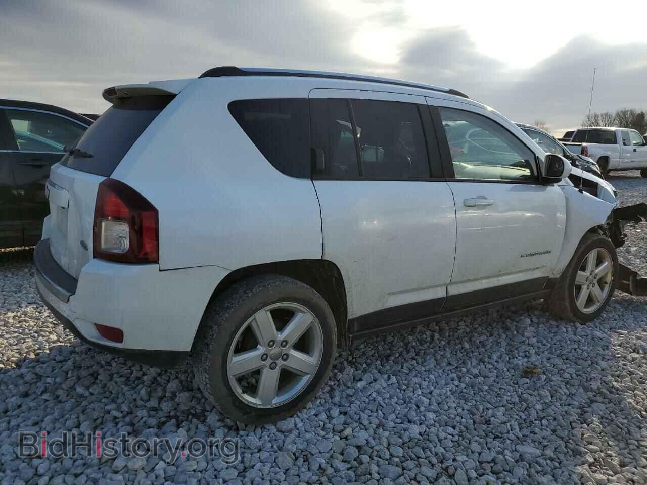 2014 JEEP COMPASS - VIN: 1C4NJCEA8ED729918 - Фото 3