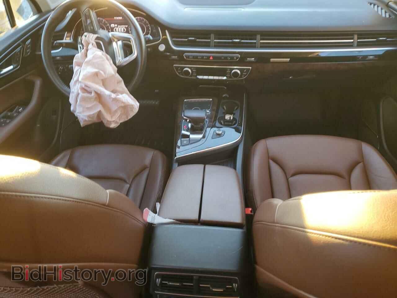 2017 AUDI Q7 - VIN: WA1VAAF74HD054204 - Фото 8