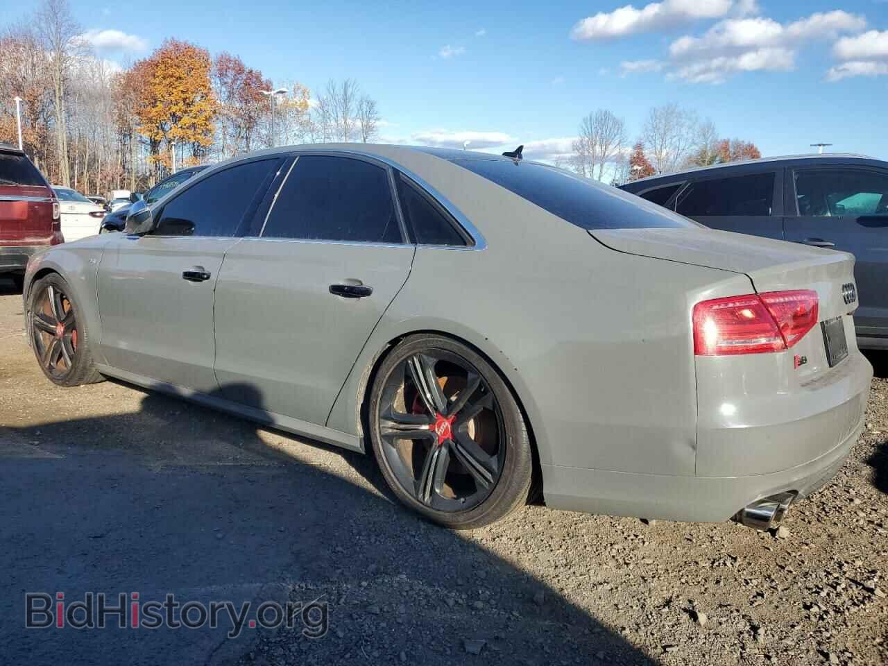 2013 AUDI S8 - VIN: WAUD2AFD6DN019900 - Photo 2