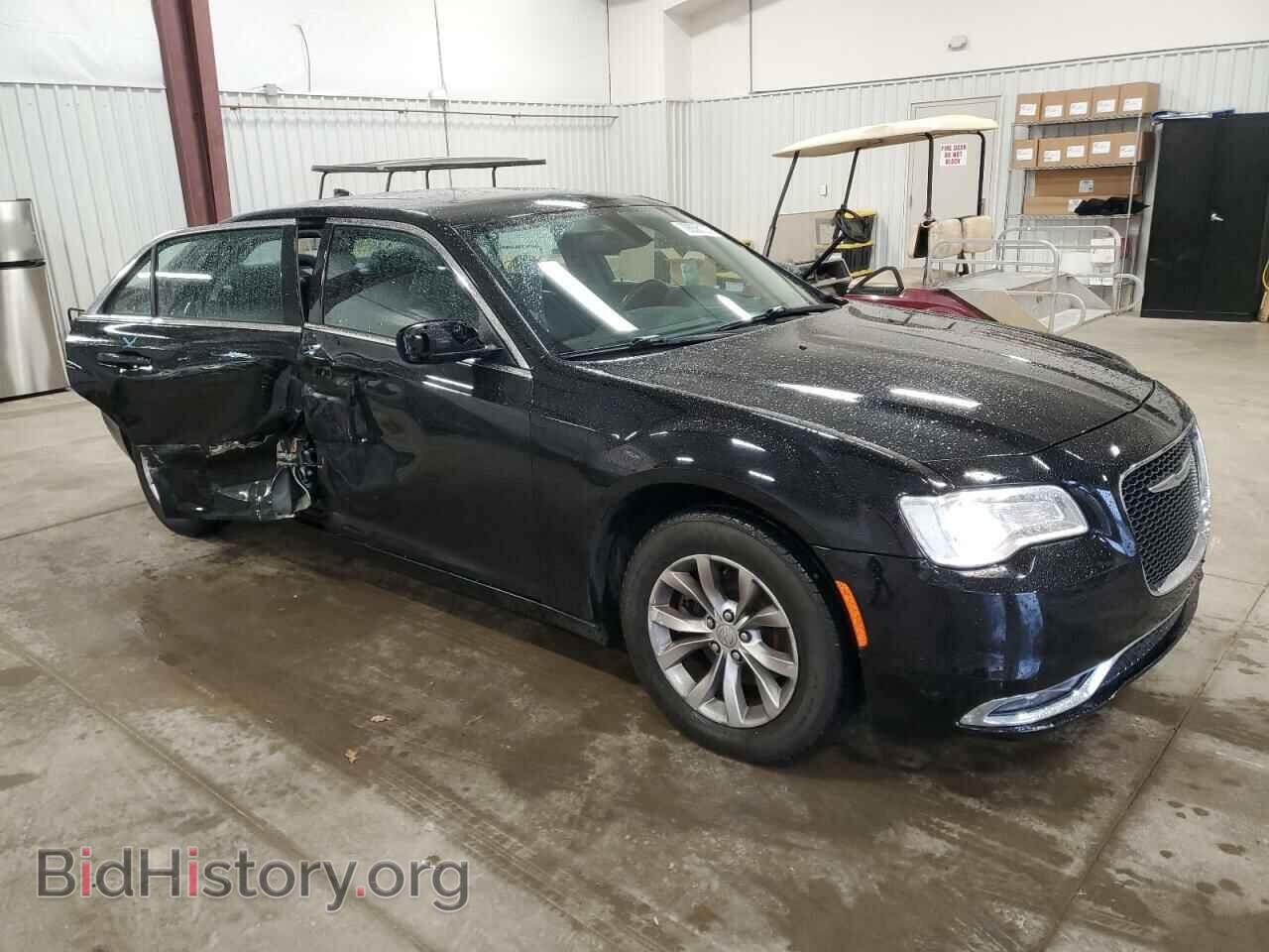2015 CHRYSLER 300 - VIN: 2C3CCAAG2FH882562 - Фото 4