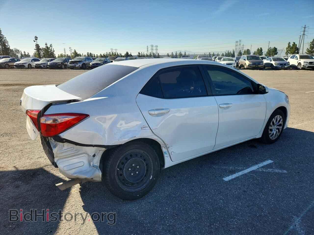 2017 TOYOTA COROLLA - VIN: 5YFBURHE5HP615355 - Фото 3