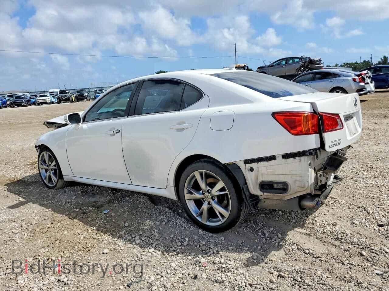 2009 LEXUS IS - VIN: JTHBK262695090308 - Photo 2