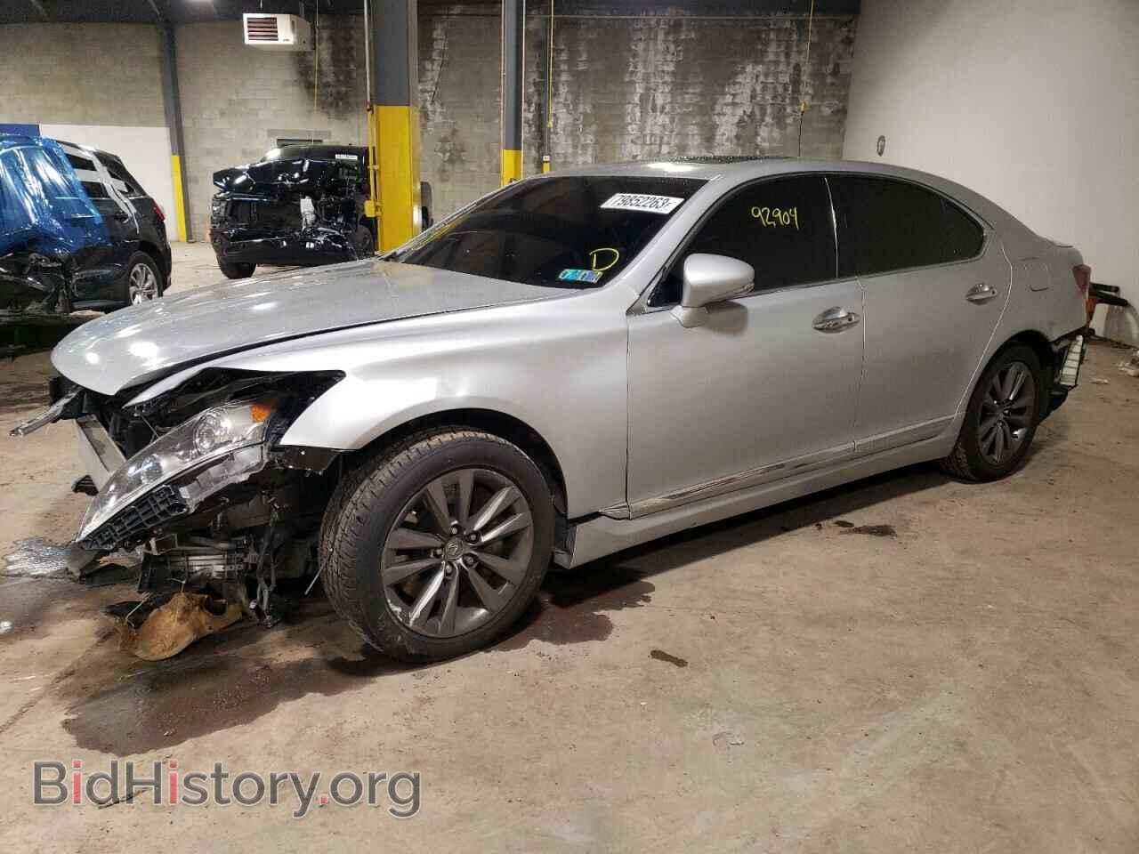 Photo JTHCL5EF3D5015663 - LEXUS LS460 2013