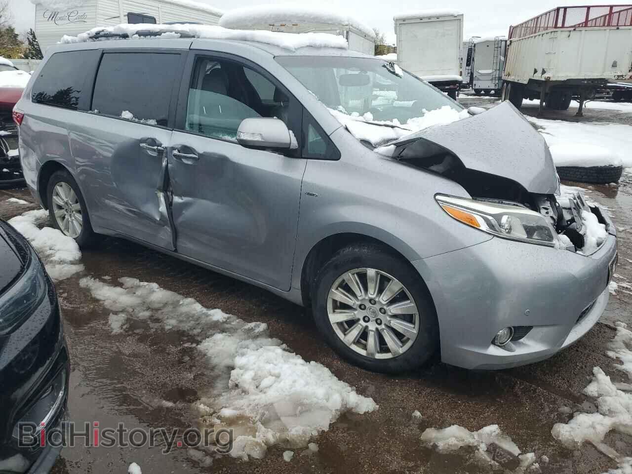 2017 TOYOTA All Models - VIN: 5TDDZ3DC0HS155668 - Фото 4