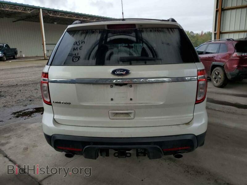 2011 Ford EXPLORER (VIN 1FMHK7F87BGA20867) — фото 6 из 12