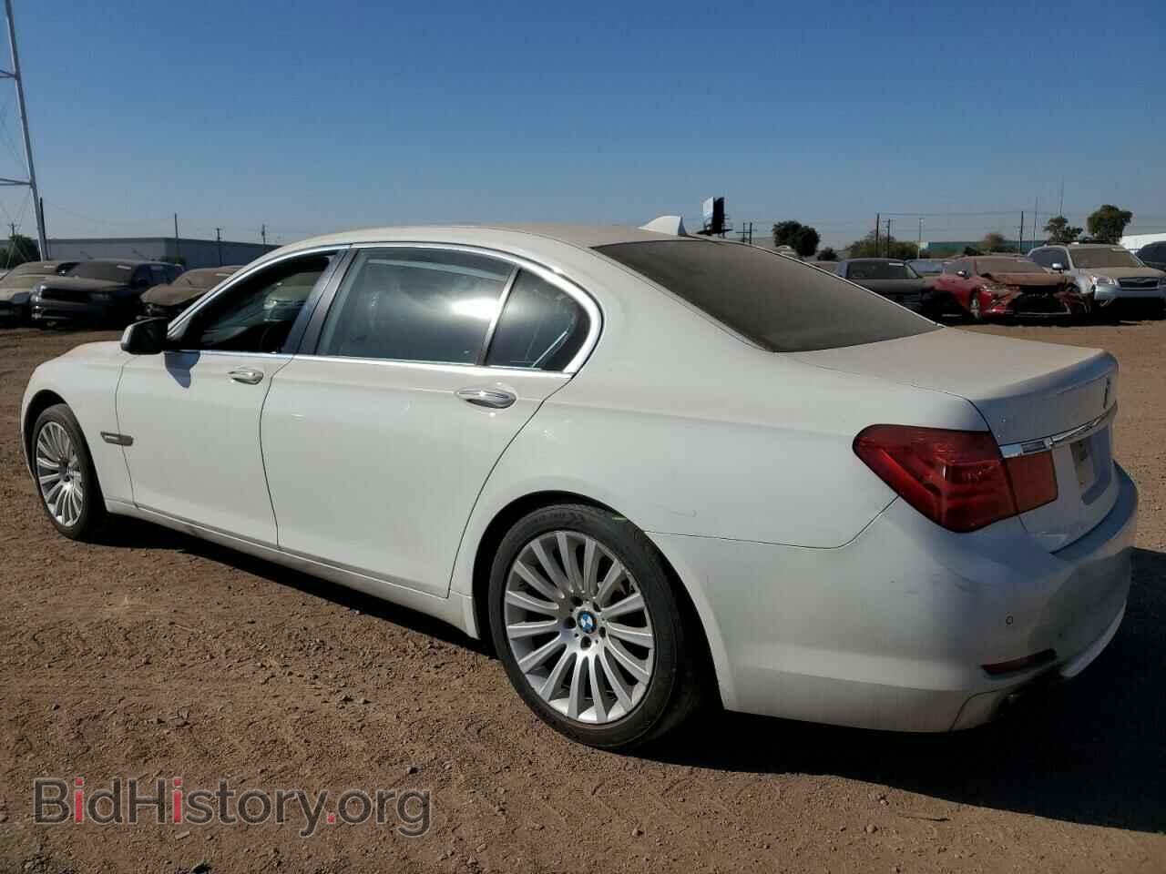 2012 BMW 7 SERIES - VIN: WBAKB4C56CC576192 - Фото 2
