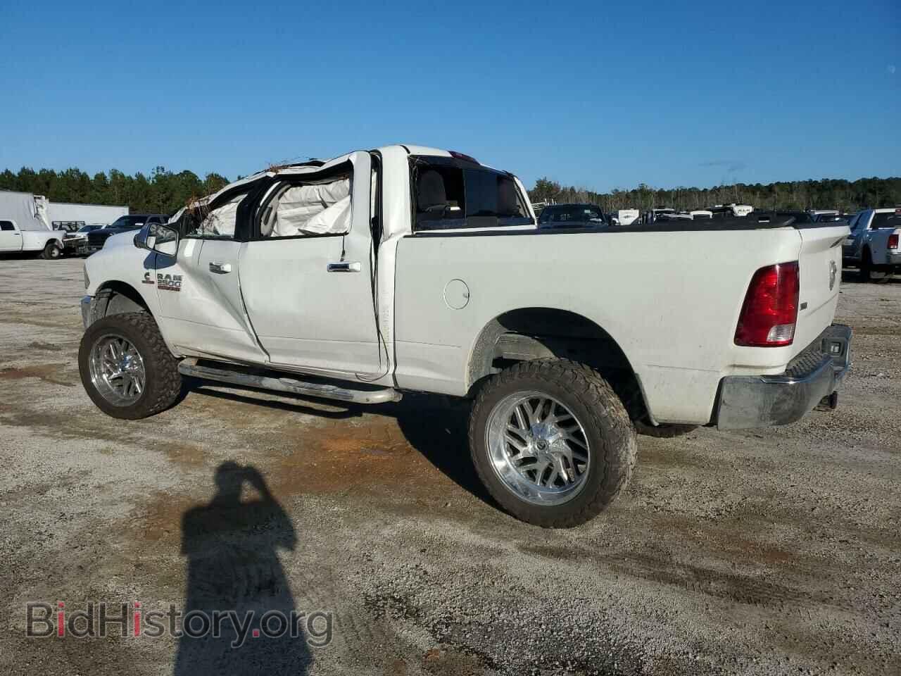 2018 RAM All Models - VIN: 3C6UR5DL2JG424969 - Фото 2