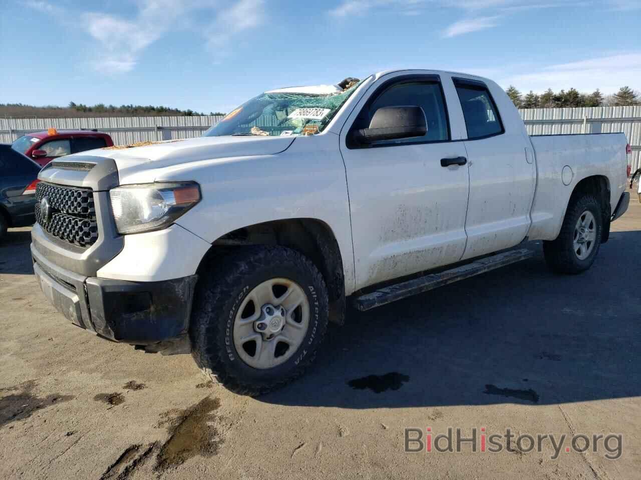 Photo 5TFUM5F11JX078203 - TOYOTA TUNDRA 2018