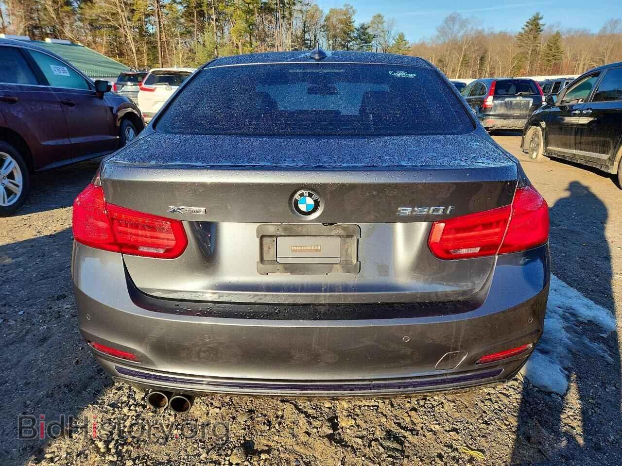 2017 BMW 330 - VIN: WBA8D9G53HNU60990 - Фото 6