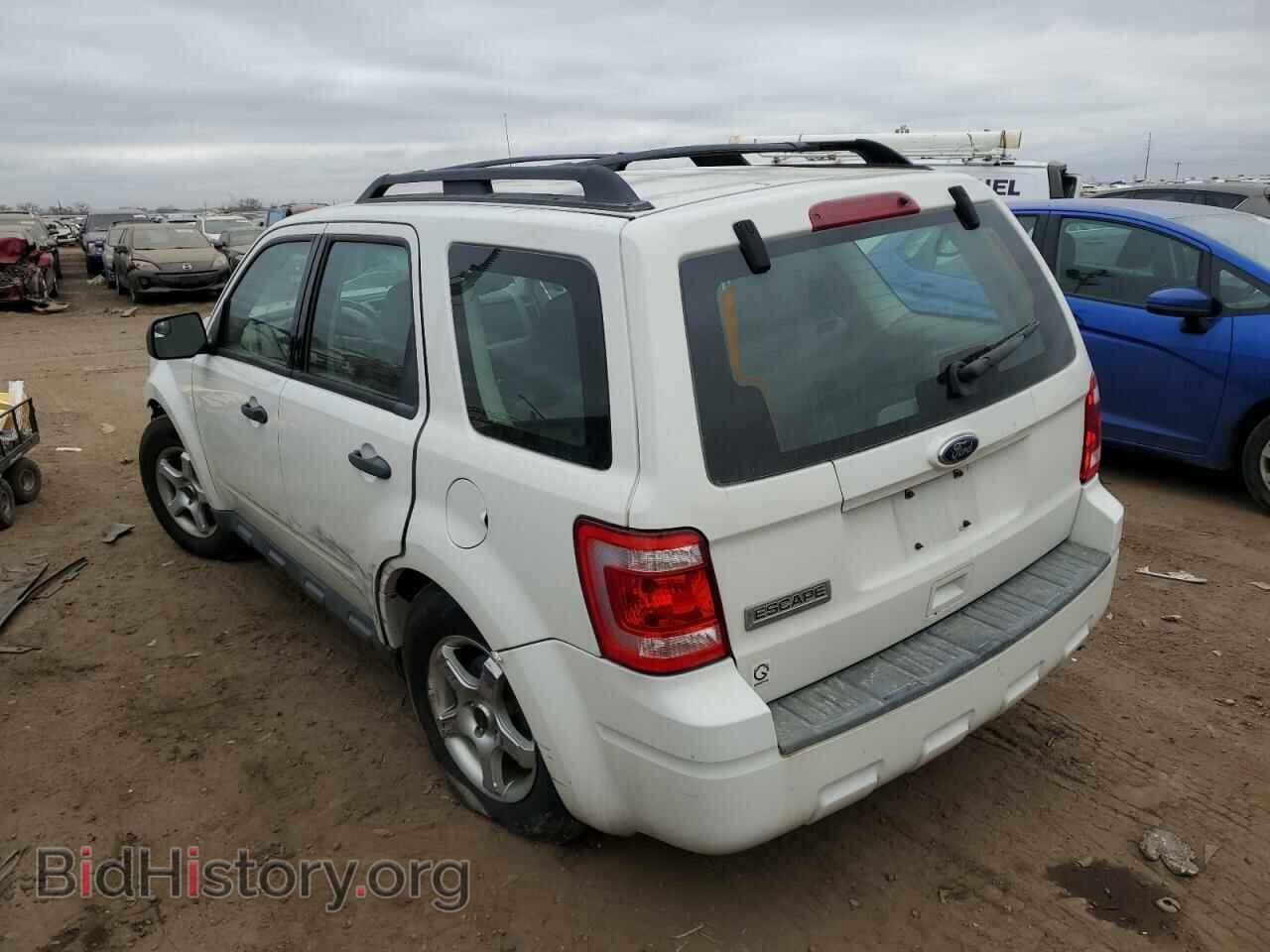 2010 FORD ESCAPE - VIN: 1FMCU0C79AKB55271 - Фото 2