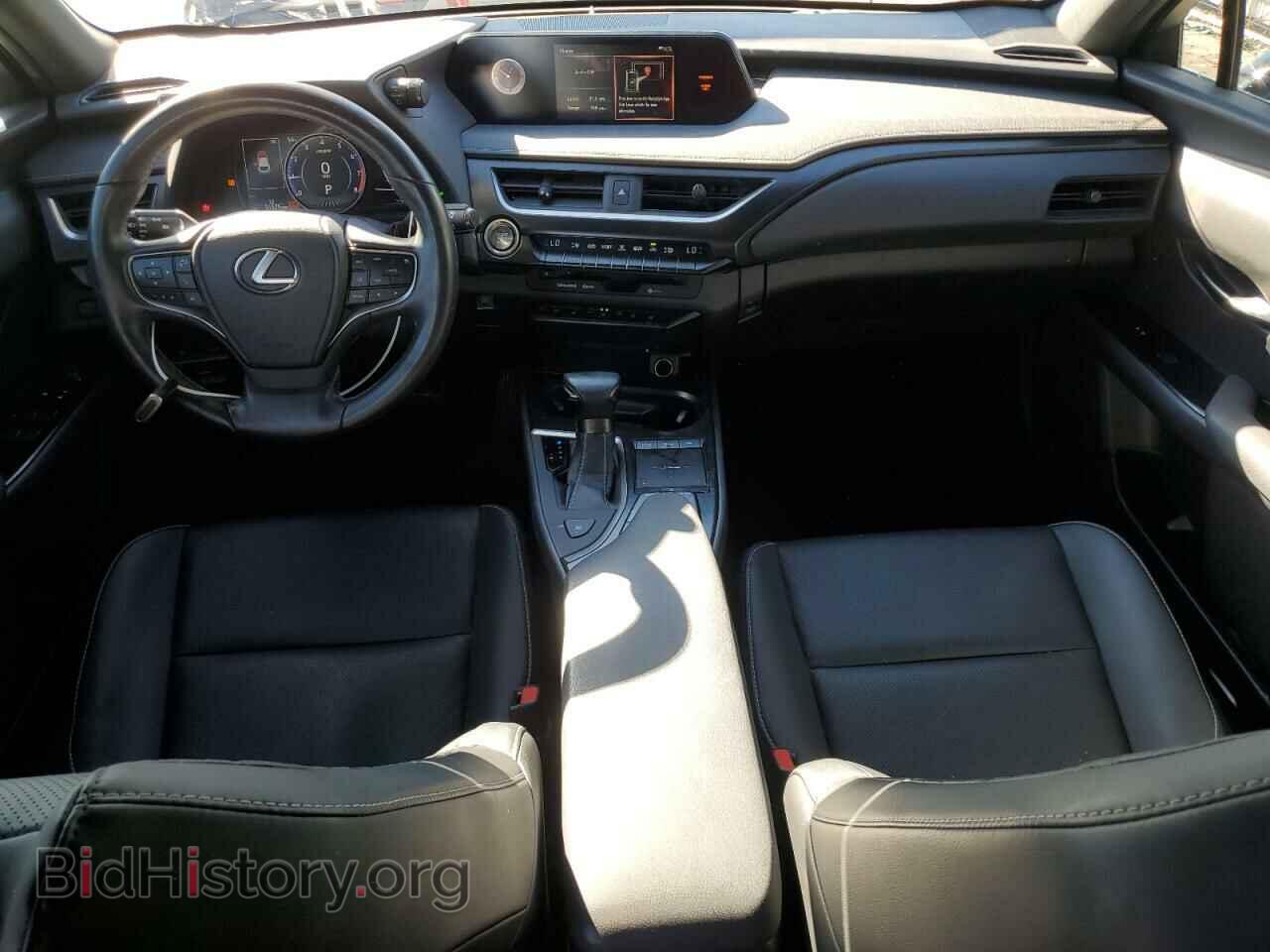 2019 LEXUS UX 200 - VIN: JTHY3JBH3K2018162 - Фото 8