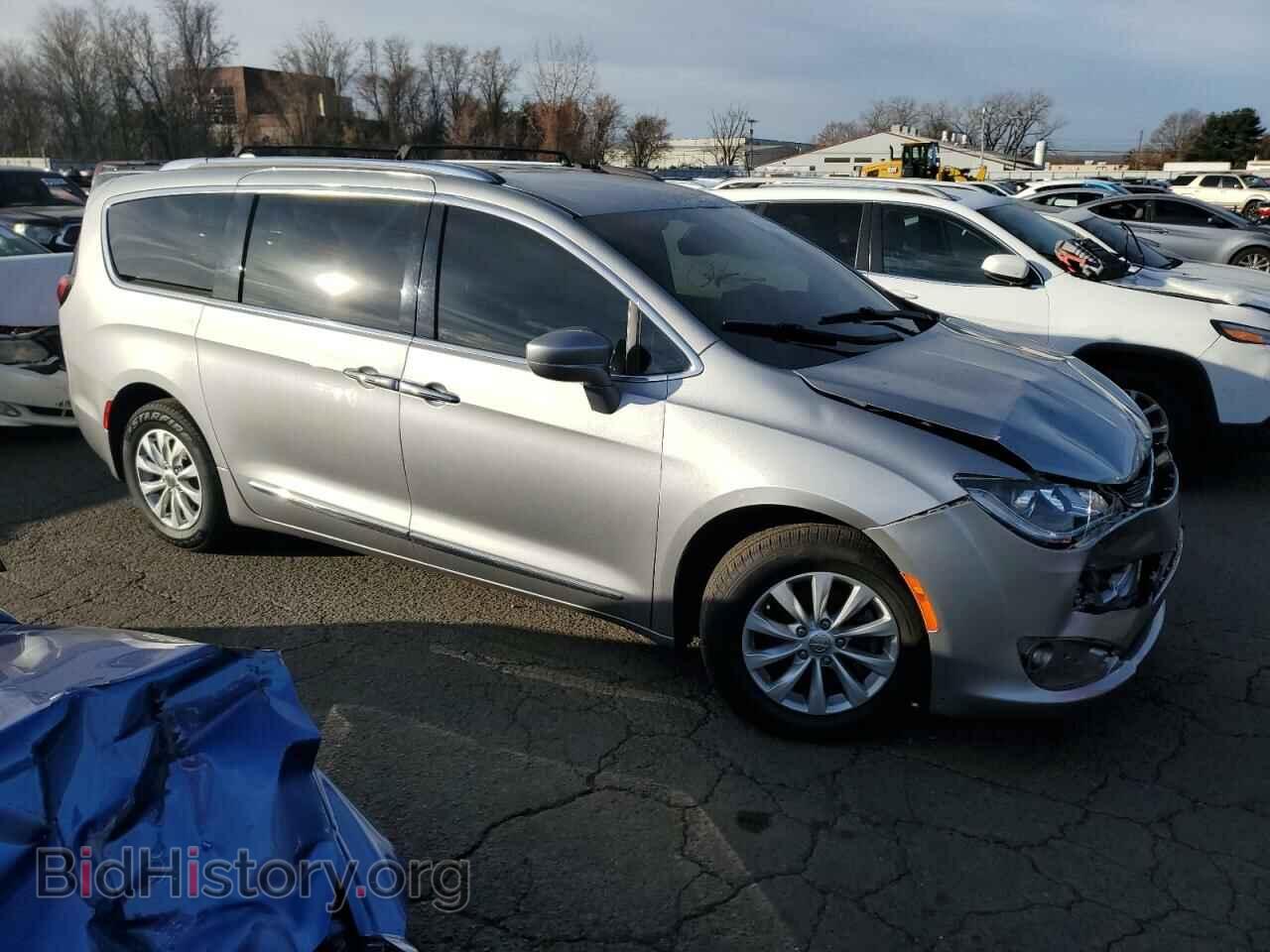 2018 CHRYSLER PACIFICA - VIN: 2C4RC1BG8JR120568 - Фото 4