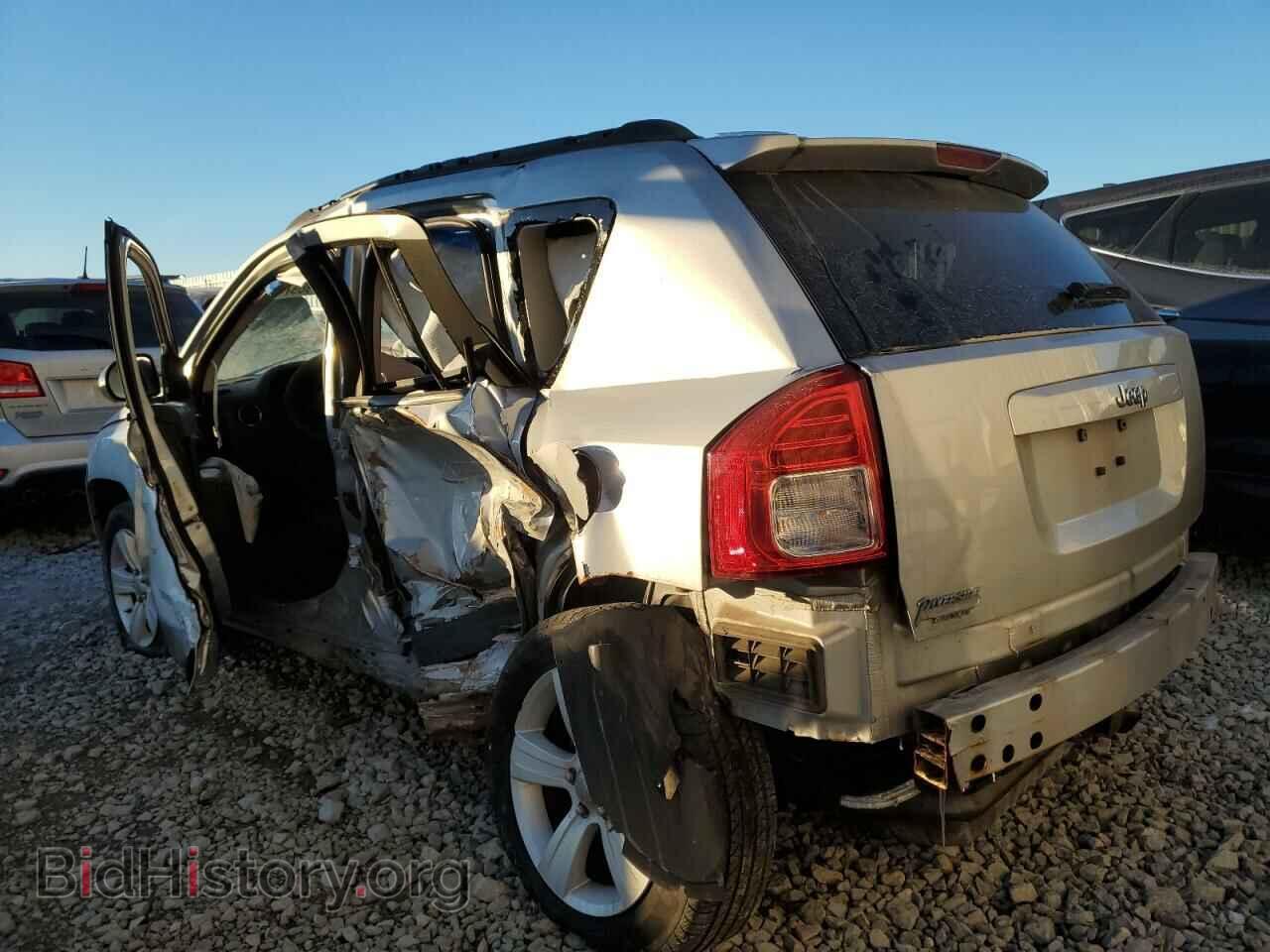 2011 JEEP COMPASS - VIN: 1J4NT1FB0BD224502 - Photo 2