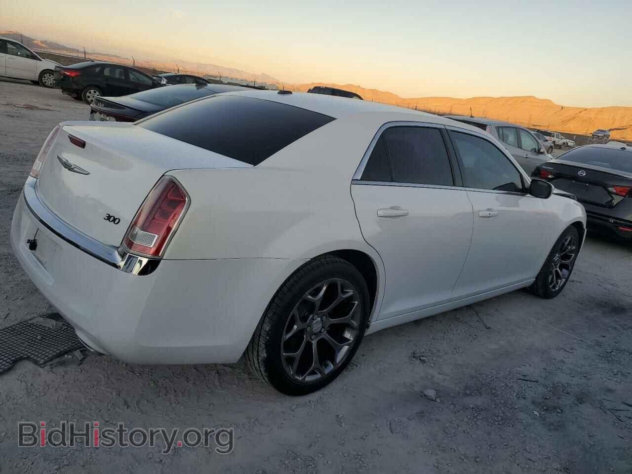 2014 CHRYSLER 300 - VIN: 2C3CCAAG6EH179352 - Фото 3