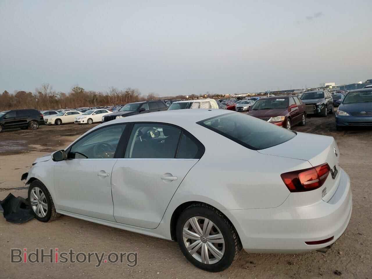 2017 VOLKSWAGEN JETTA - VIN: 3VW2B7AJ1HM335454 - Фото 2