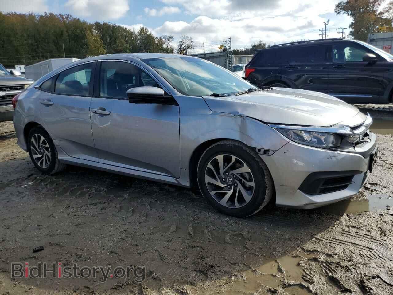 2018 HONDA CIVIC - VIN: 2HGFC2F77JH606573 - Фото 4