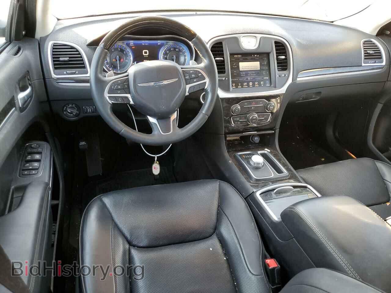 2016 CHRYSLER 300 - VIN: 2C3CCAET3GH130345 - Фото 8