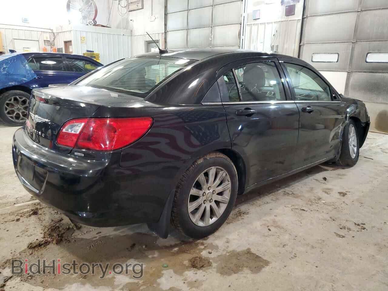 2010 CHRYSLER SEBRING - VIN: 1C3CC5FB4AN193031 - Фото 3